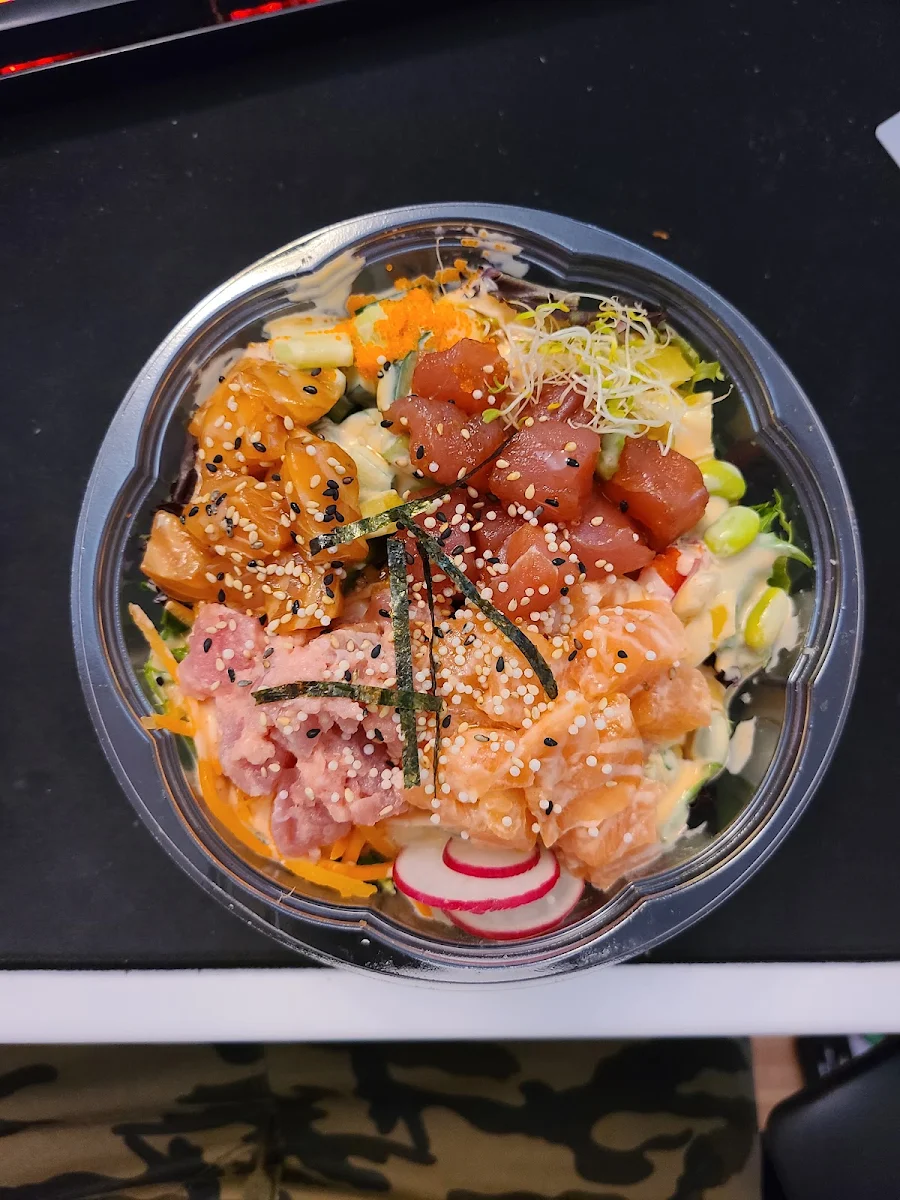 Tuna Poke Bowl