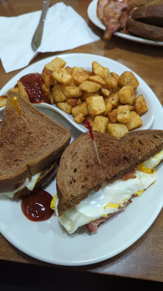 Fried Egg Bacon Sandwich