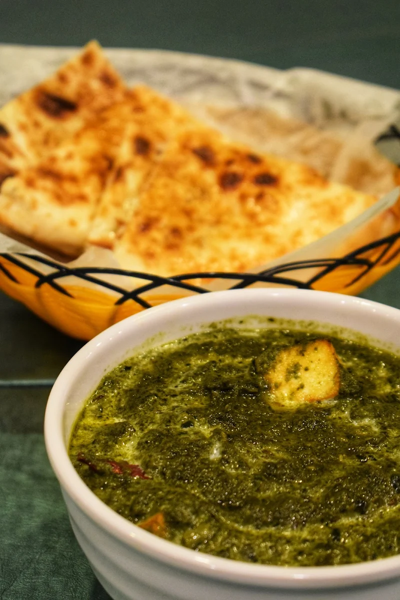Chicken Tikka Saag