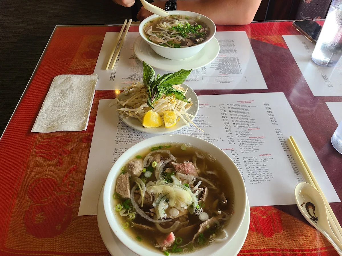 Special Beef Noodle Soup Phở DAC Biet
