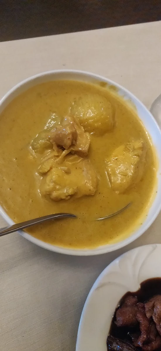 Chicken and Potato Yellow Curry