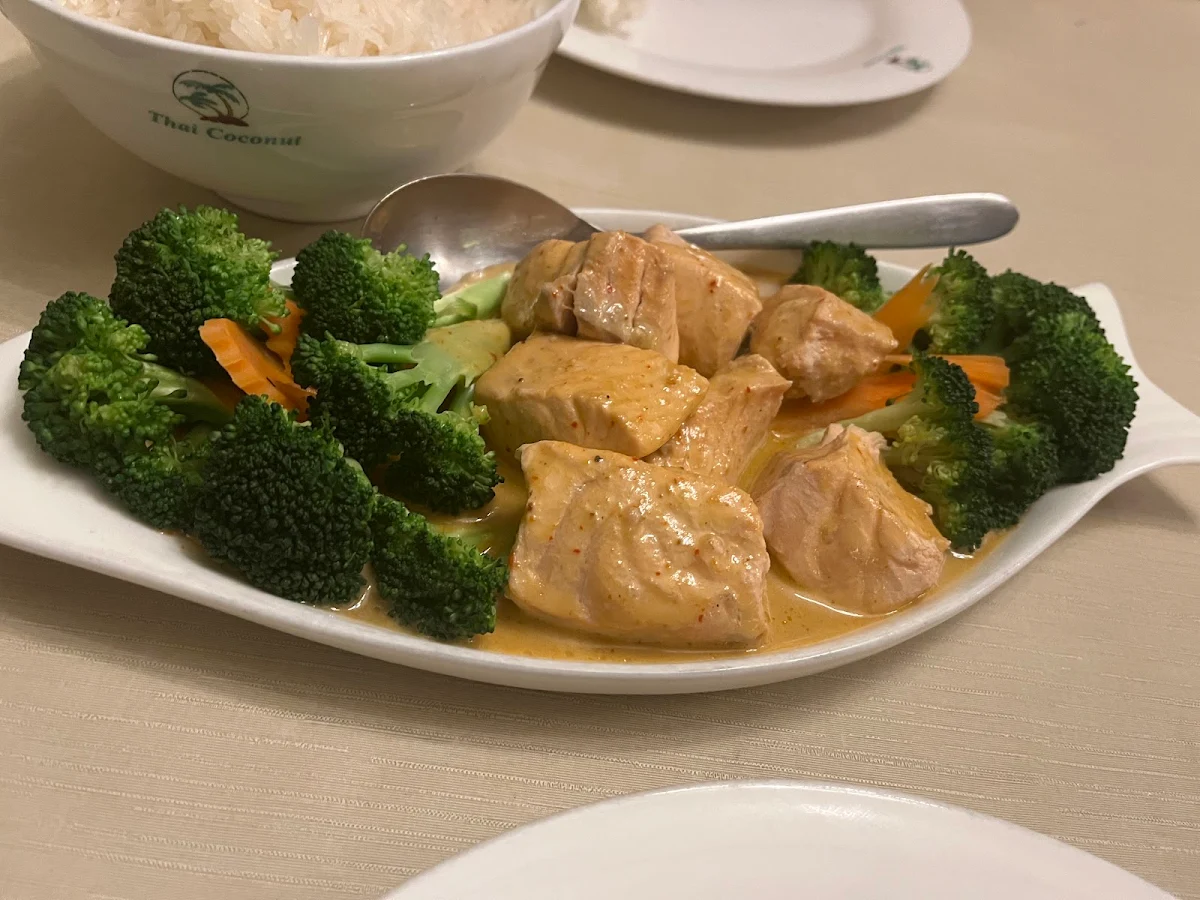 Salmon Panang