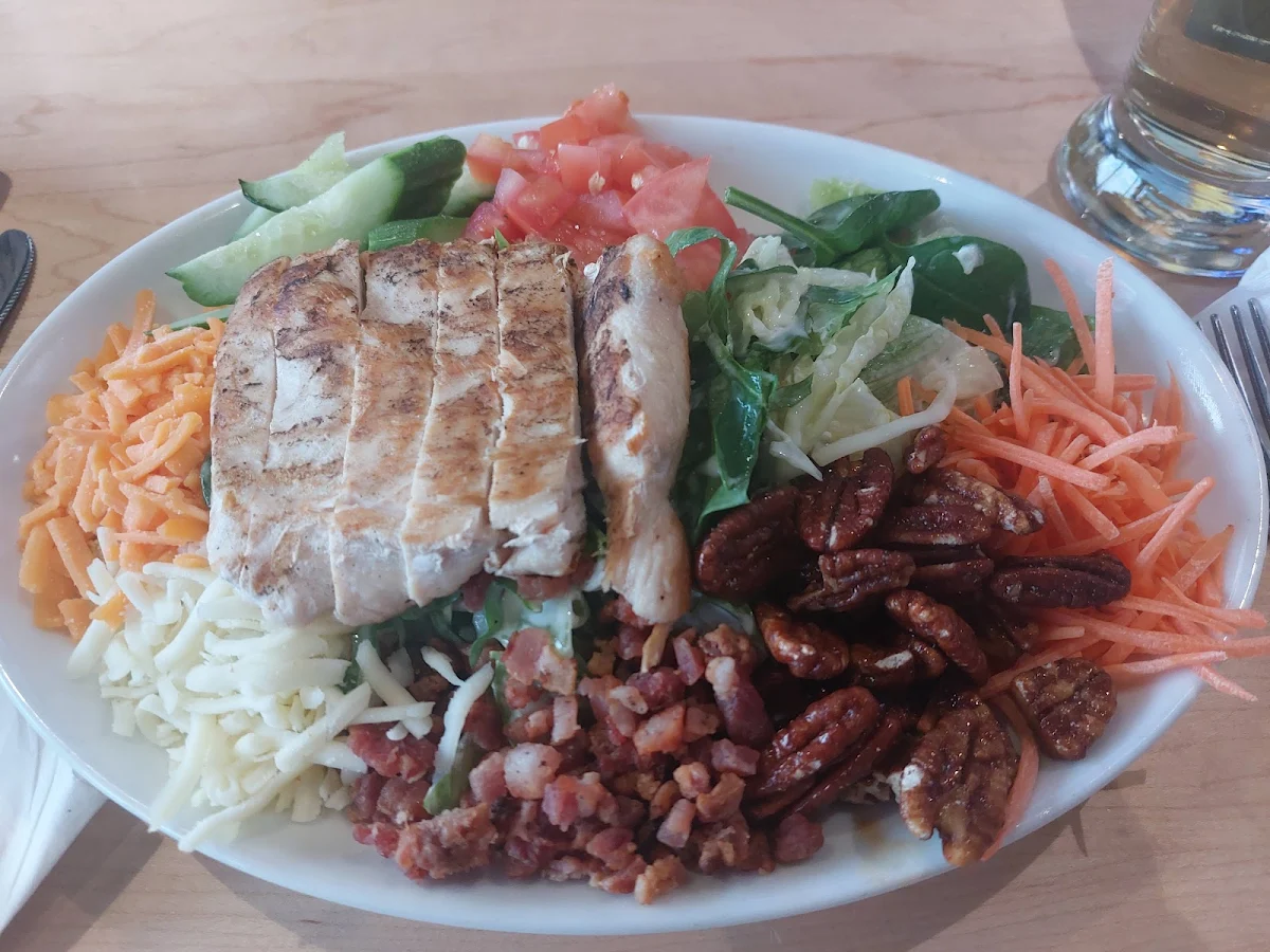 Chicken Pecan Salad