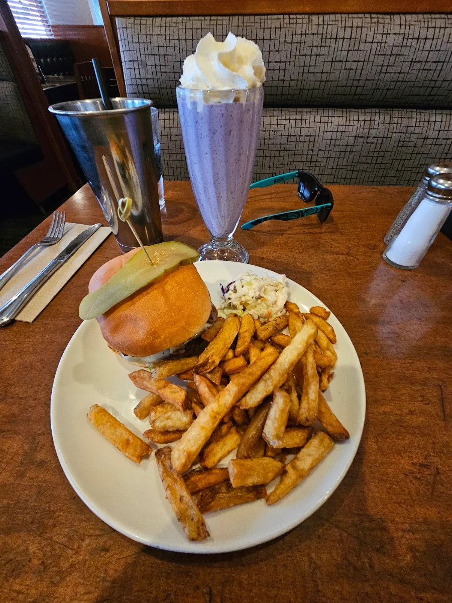 Monty Mushroom Burger