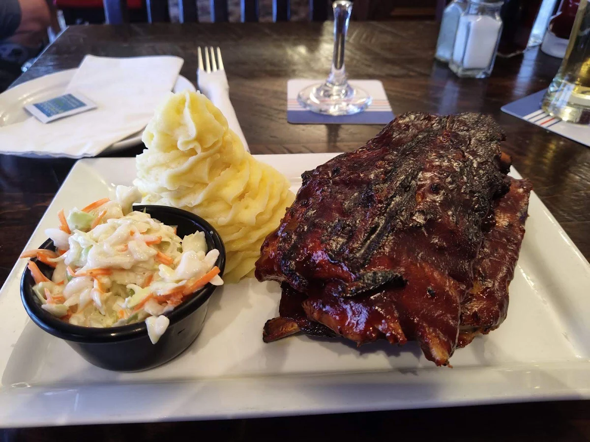 Ribs and Mashed Potatoes