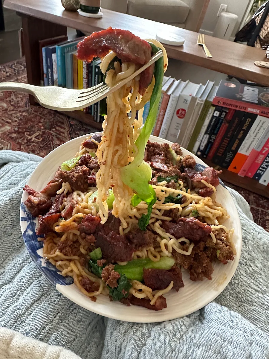 Golmein Pork Noodles