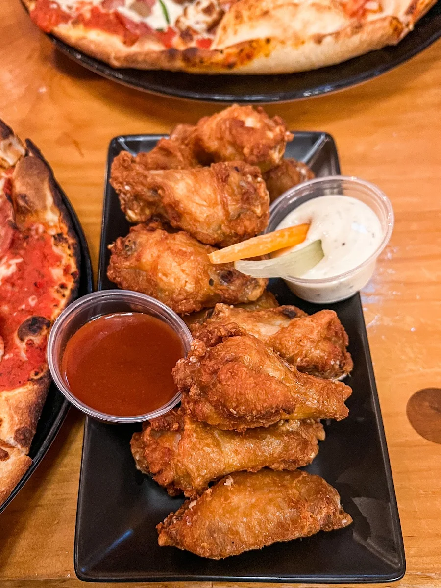 1lb Chicken Wings