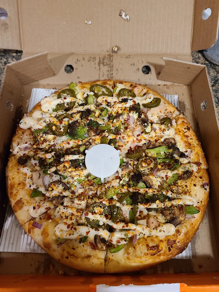 Spicy Chicken Pizza