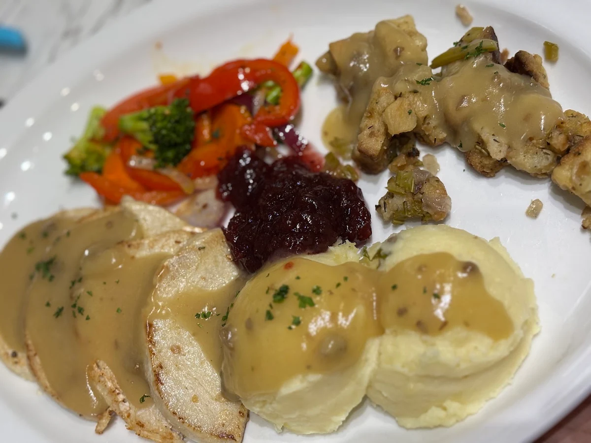 Homestyle Turkey Dinner Lighter Portion