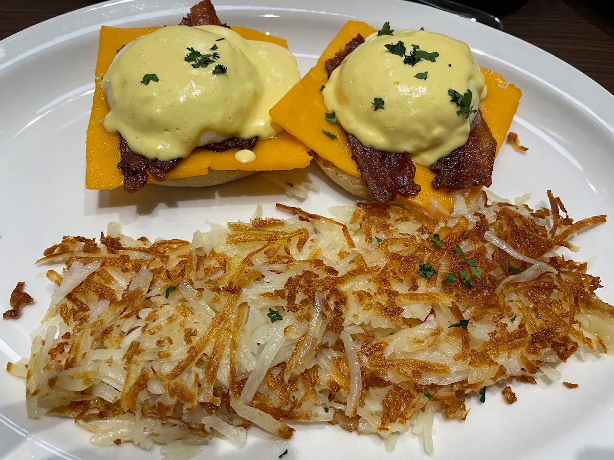 Western Benedict with Black Forest Ham Canadian Cheddar and Sautéed Mushrooms