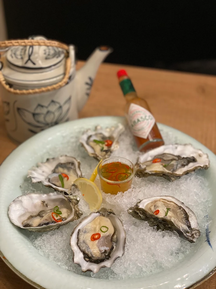Fresh Oysters