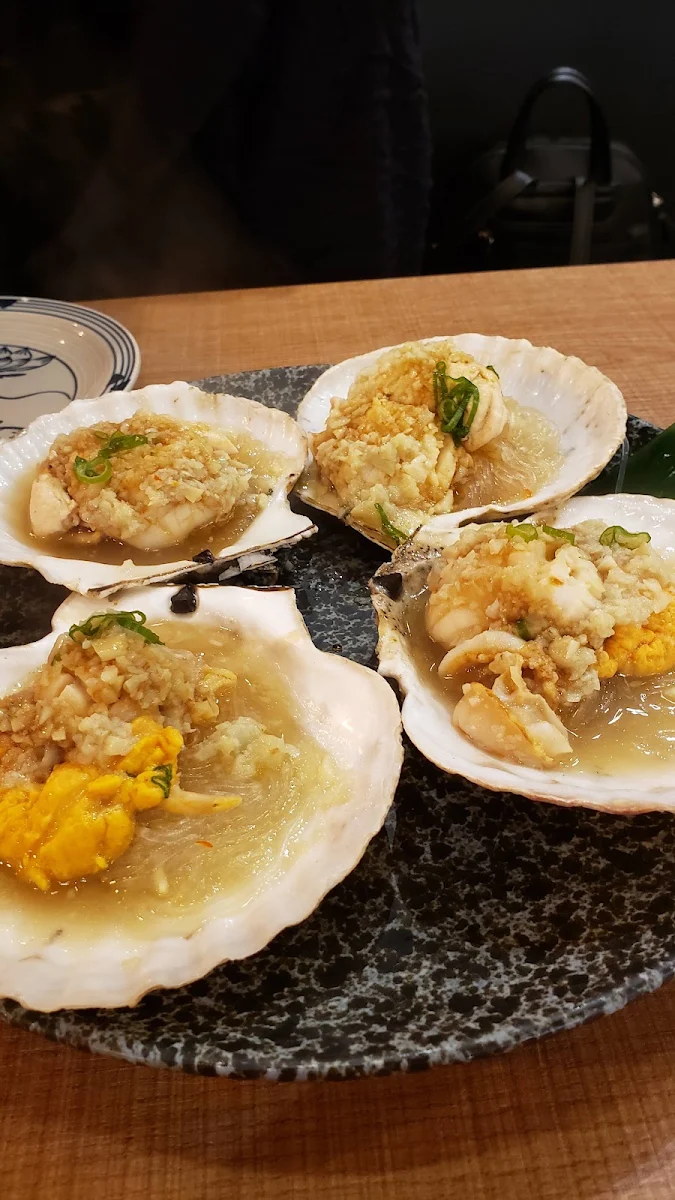 Sea Scallops with Garlic Sauce