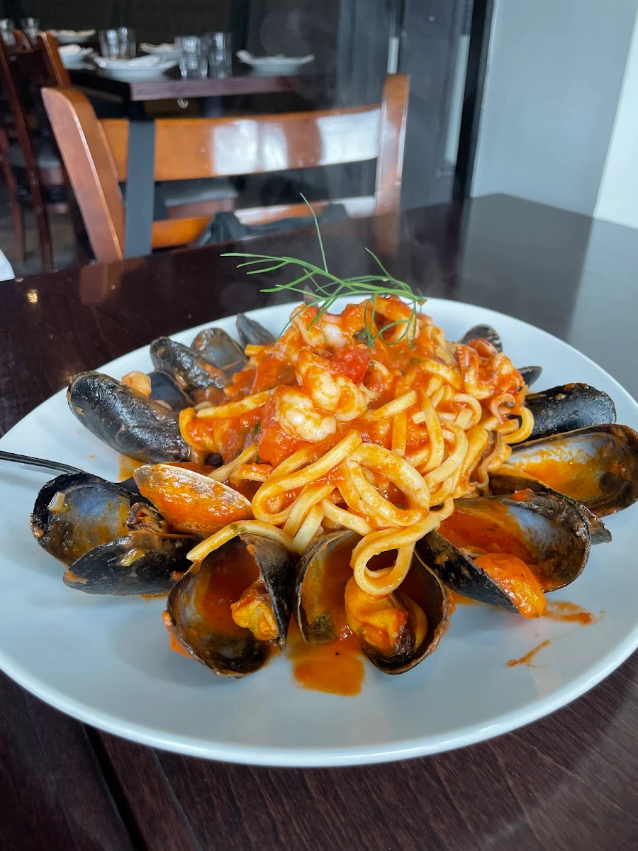 Seafood Linguini