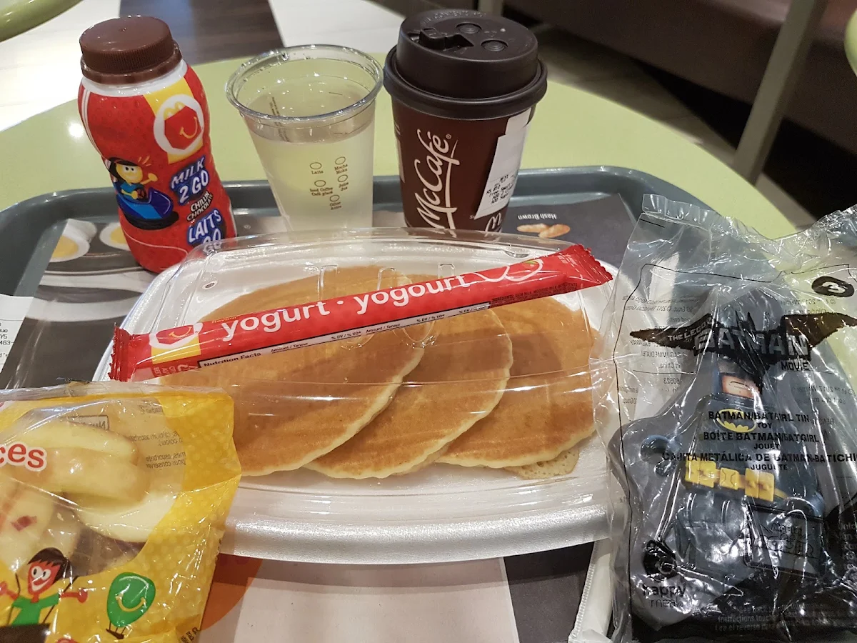 Hotcakes Happy Meal