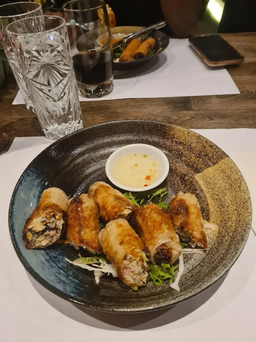 Chicken Imperial Rolls