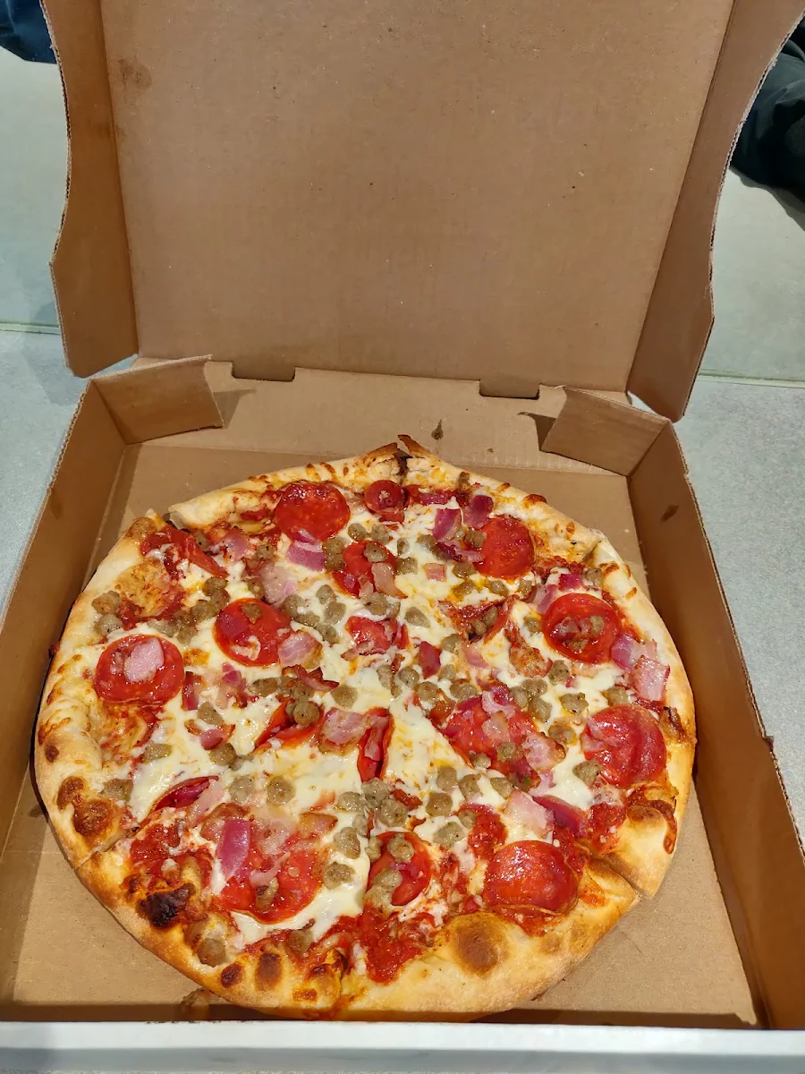 Meat Lovers Pizza Medium