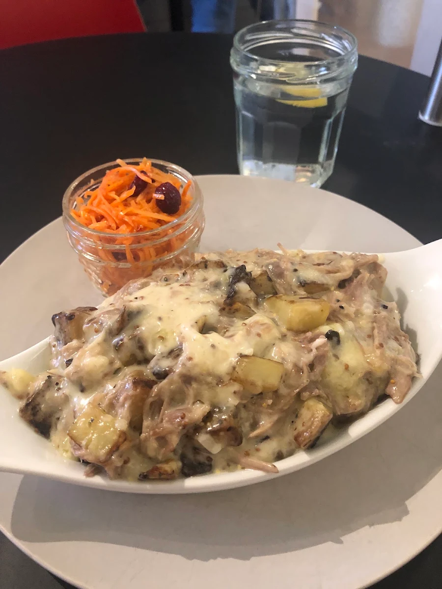 Poutine, La Maison de Bibi - restaurant