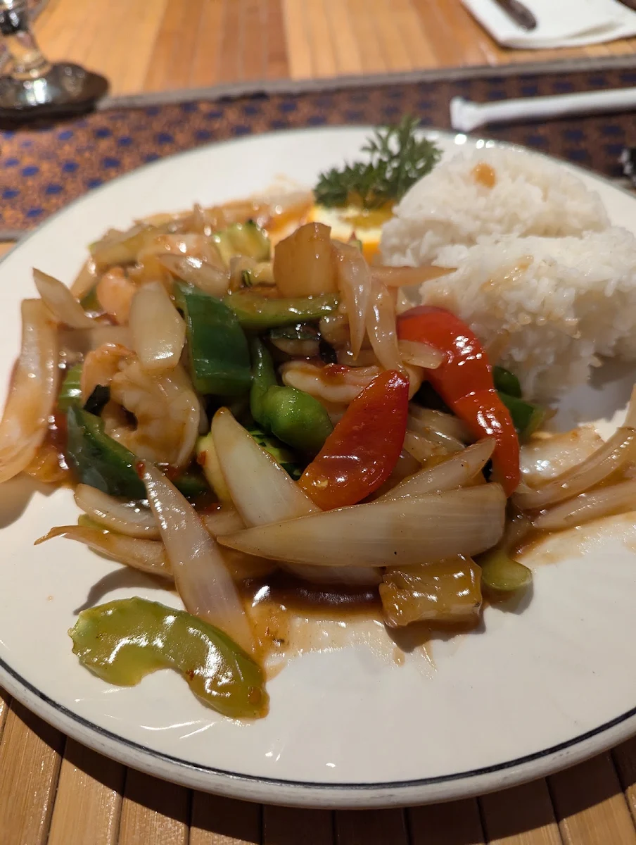 Poulet Au Basilic Fort Basil Chicken Strong