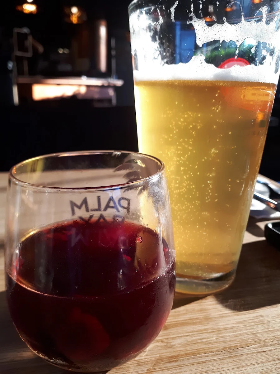 Bière Blonde Et Sangria