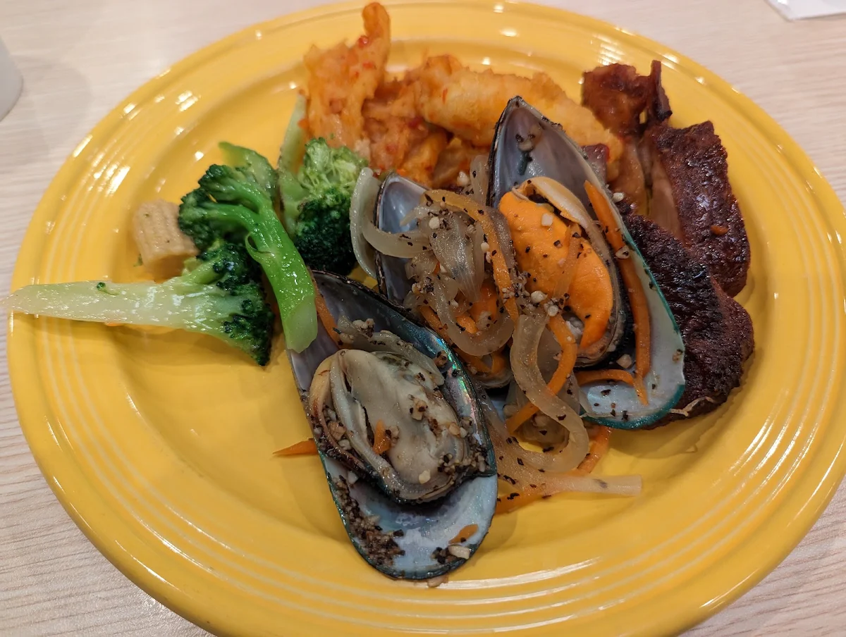 Mussels Crispy Duck Crunchy Broccoli Squid
