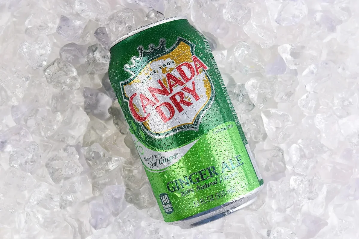 Canada Dry Ginger Ale Can