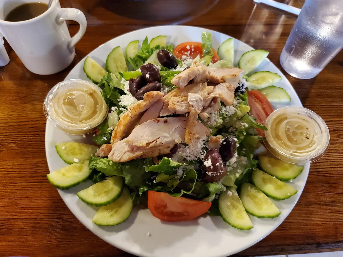 Greek Salad with Chicken Large Portion