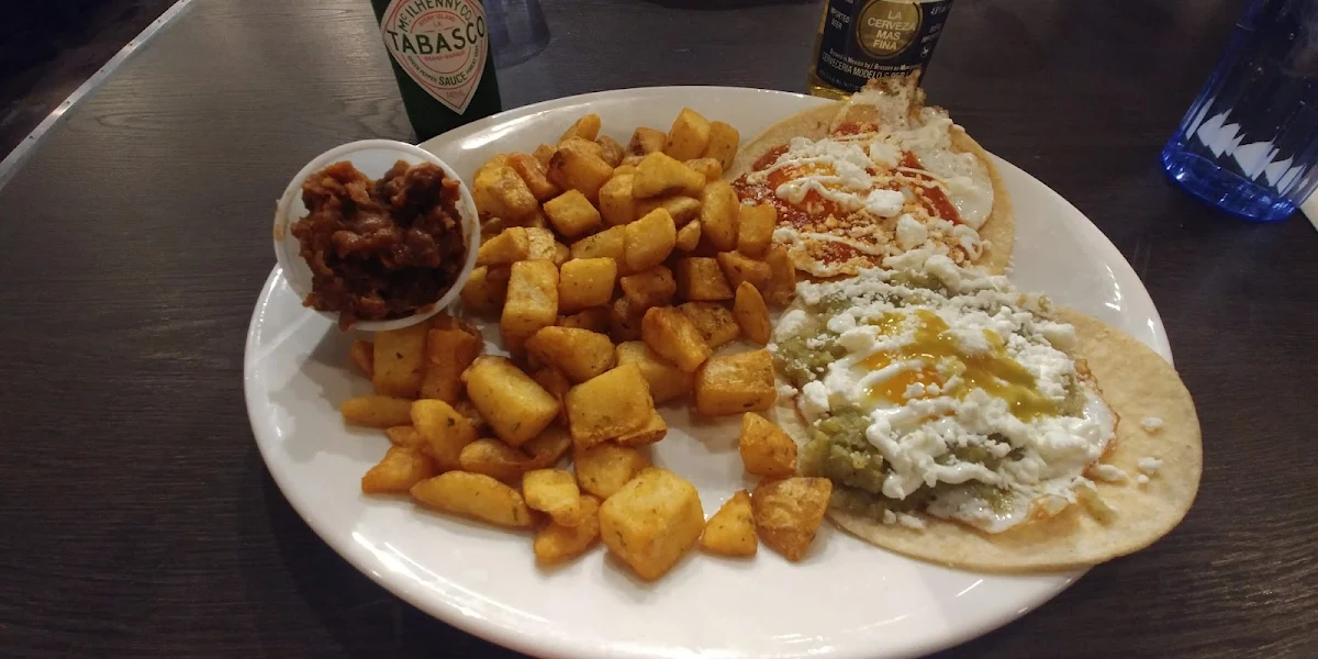 Huevos Divorciados