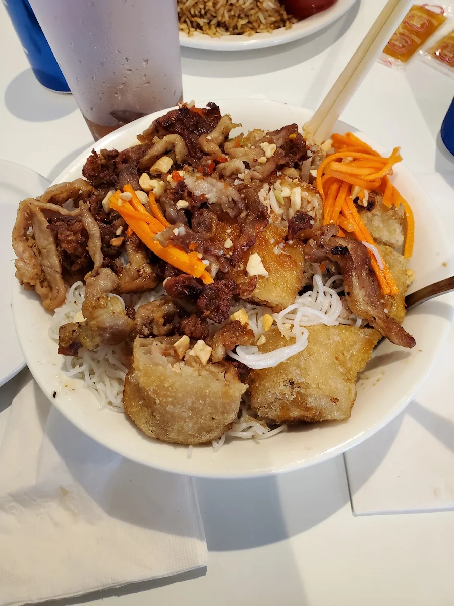 Bun Tom Thit Nuong Cha Gio