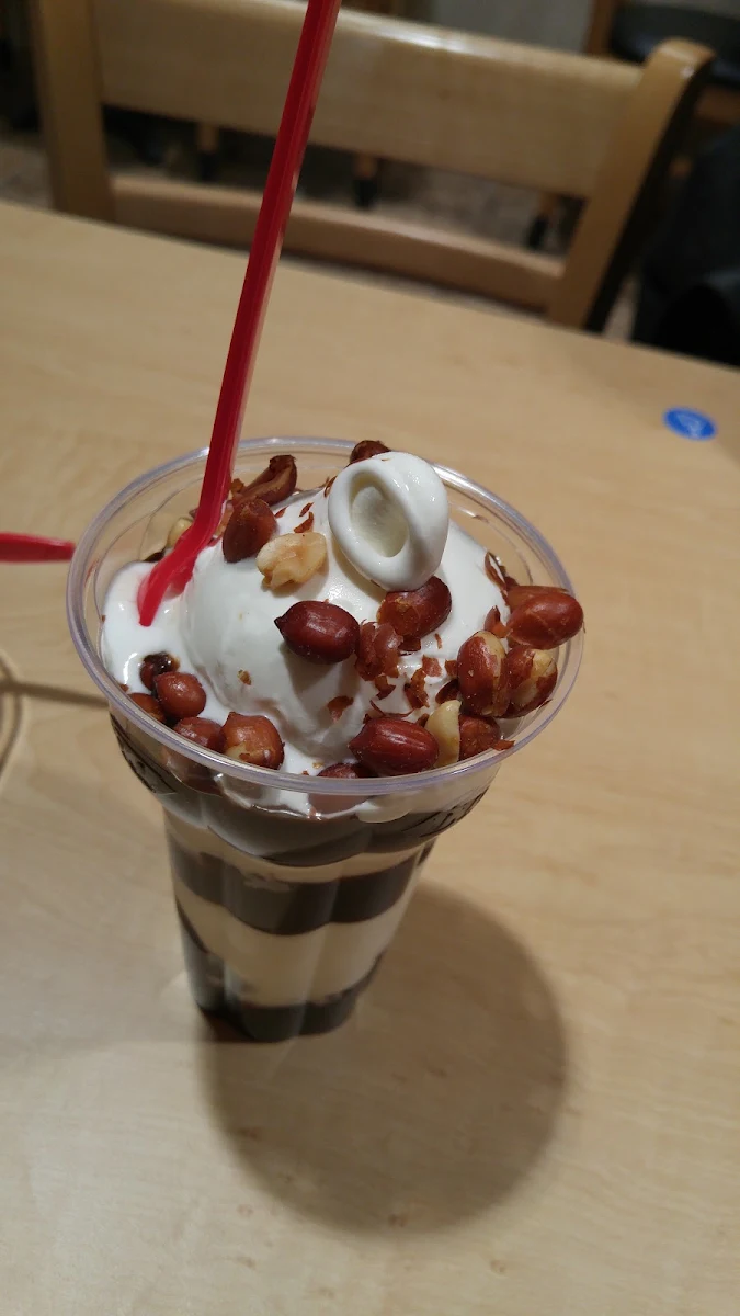 Peanut Buster Parfait
