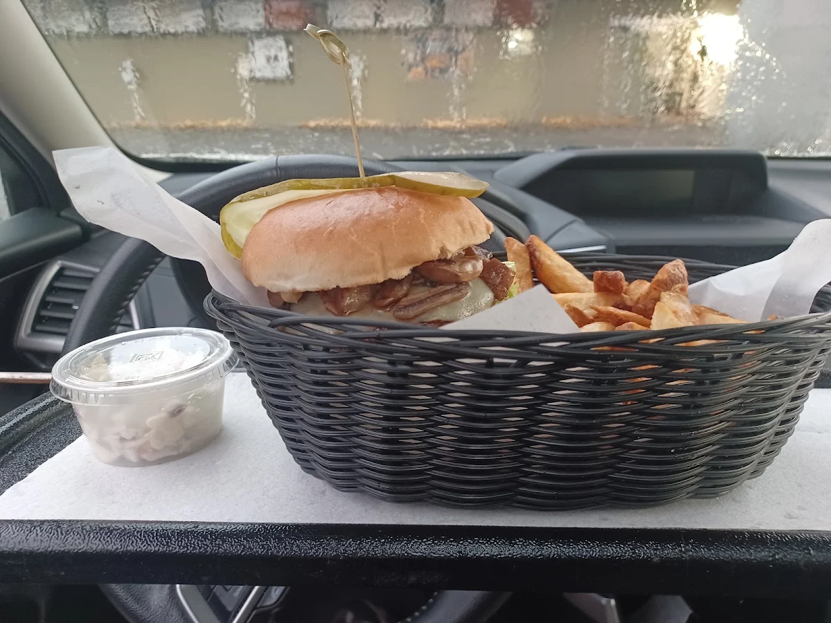 Monty Mushroom Burger
