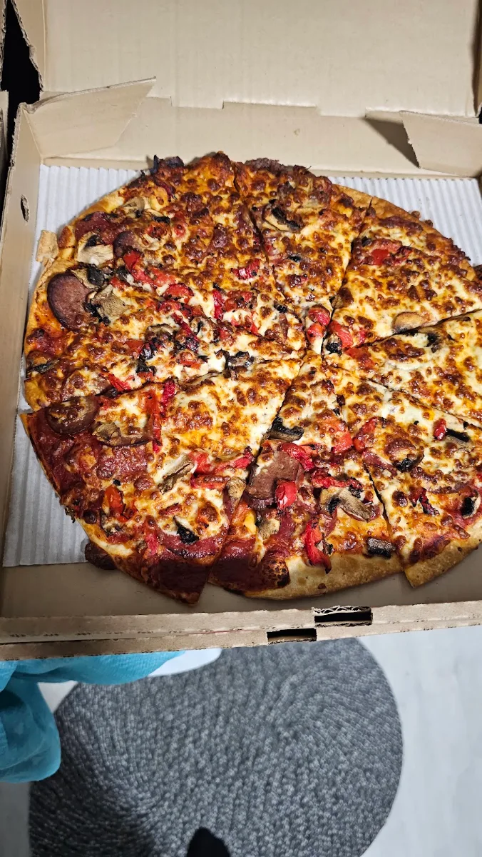 Italian Classic Thin Crust Pizza