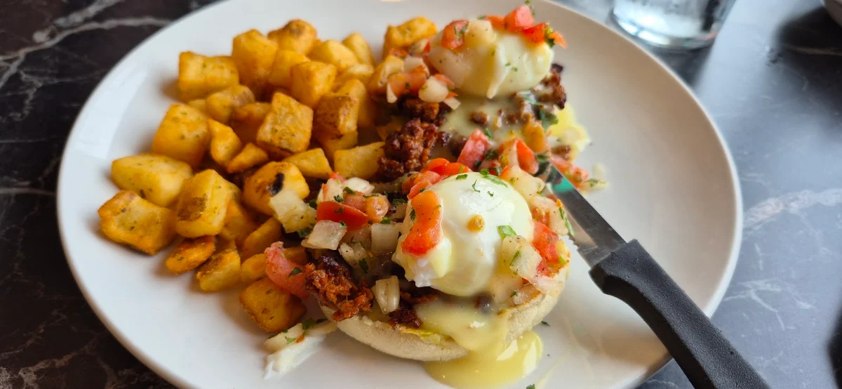 Breakfast Poutine