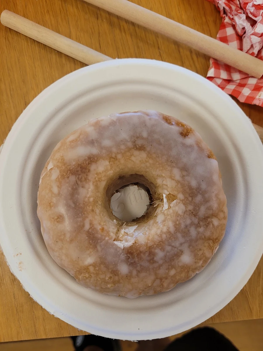 Vegan Donuts, 49th Parallel Café & Lucky's Doughnuts - Thurlow