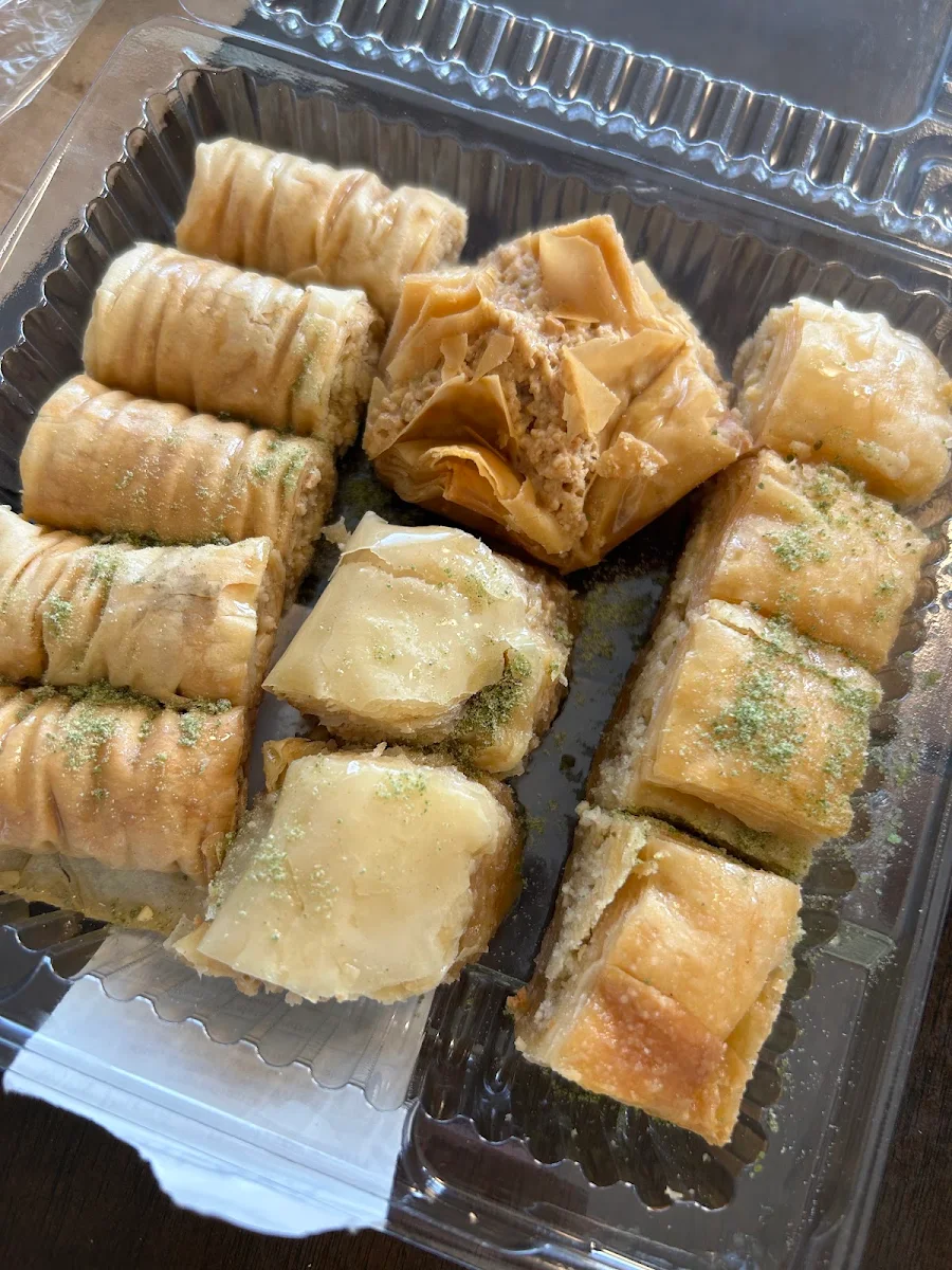 Baklava 12 pcs
