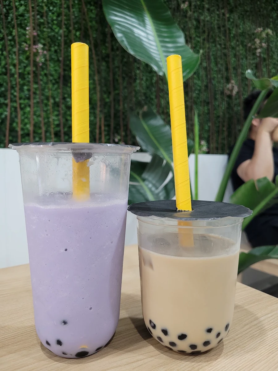 Taro Slush and Oolong Milk Tea
