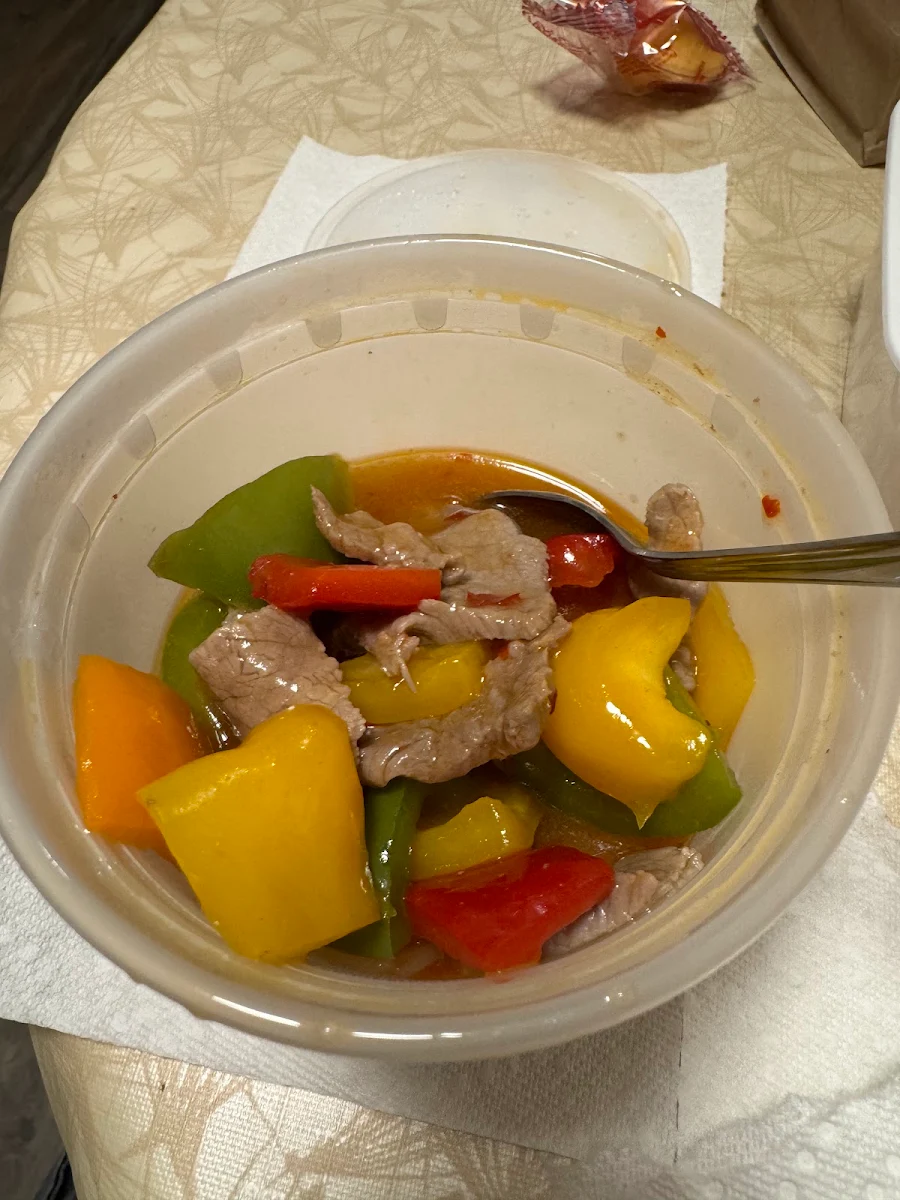 Beef with Mixed Greens
