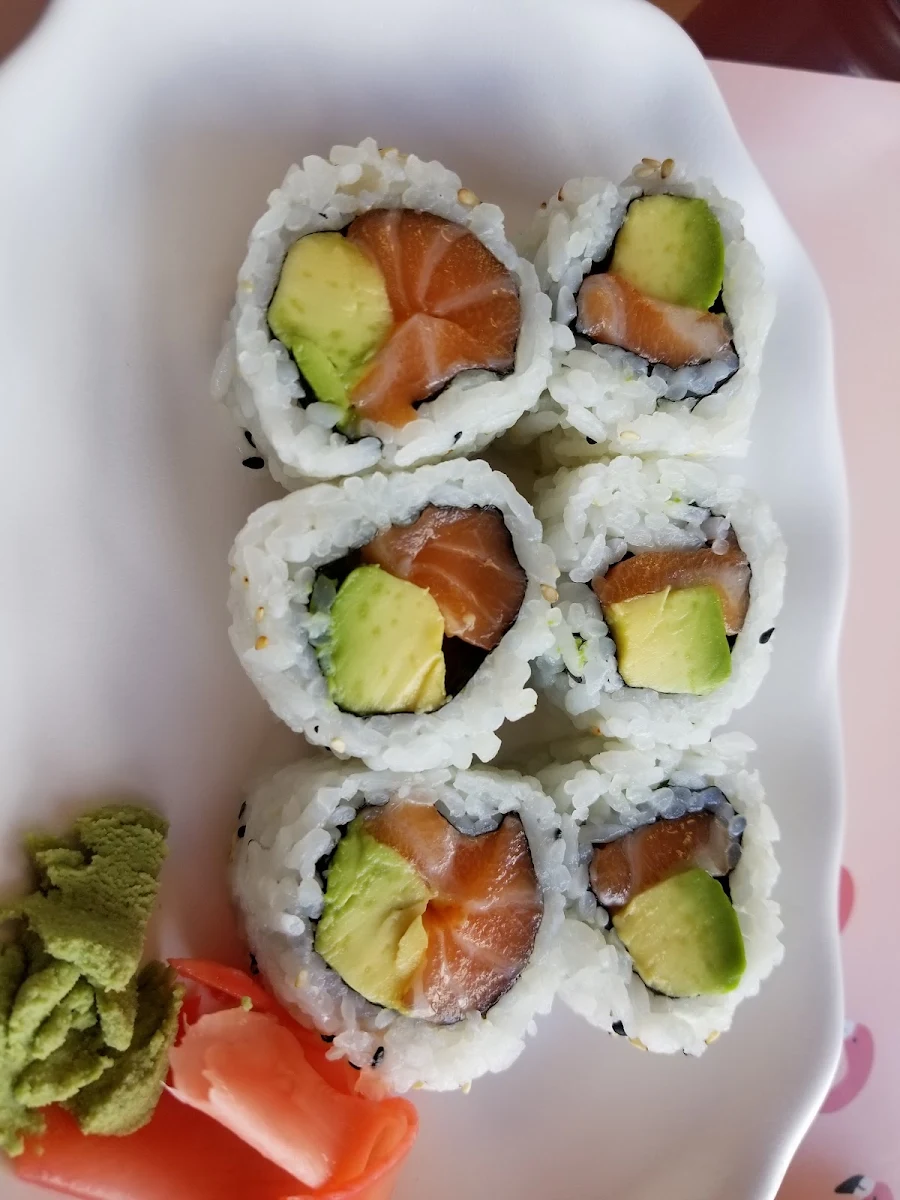 Salmon Avocado Roll
