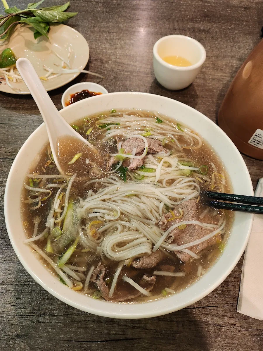 Rare Beef & Brisket Rice Noodle Soup