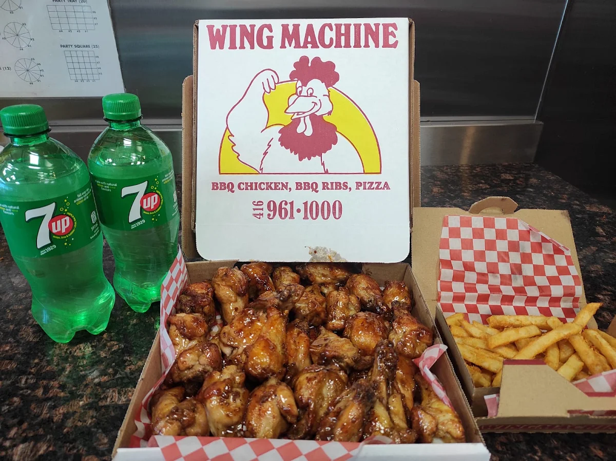 Highlights, Gino's Pizza & Wing Machine