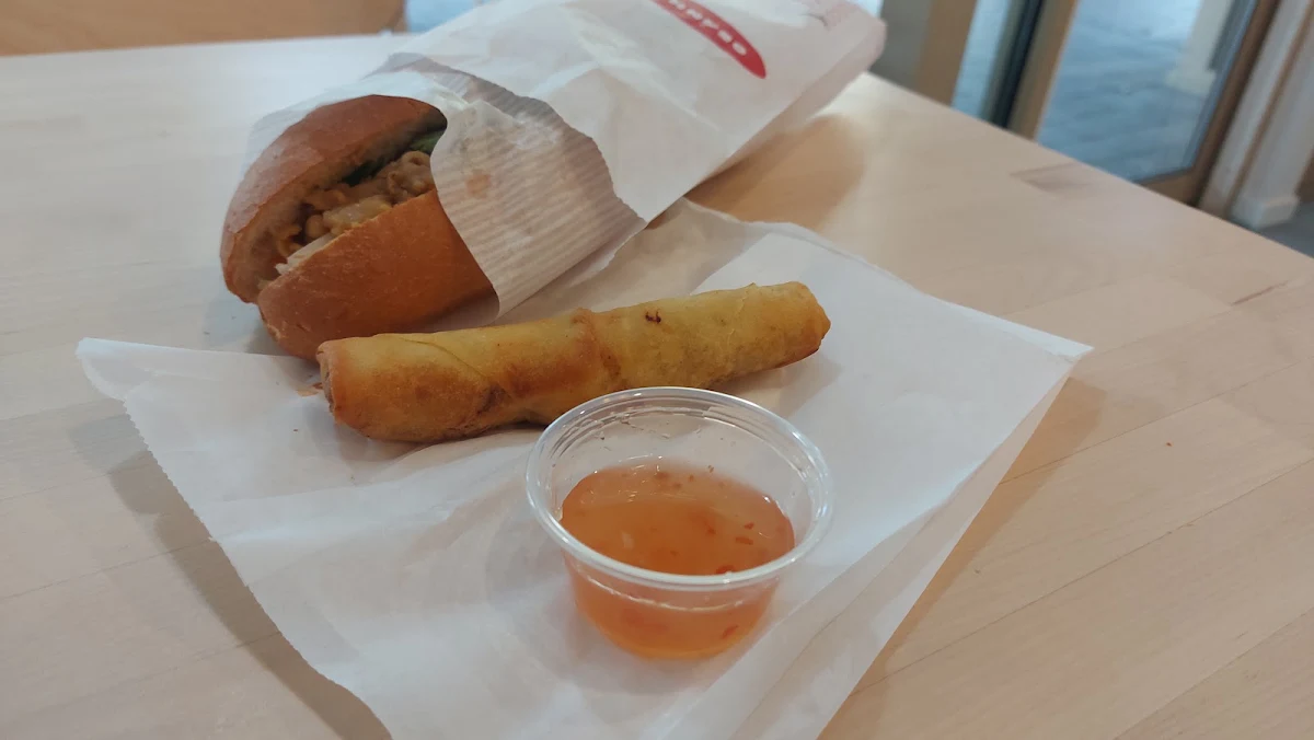 Lemongrass Chicken Sandwich Combo