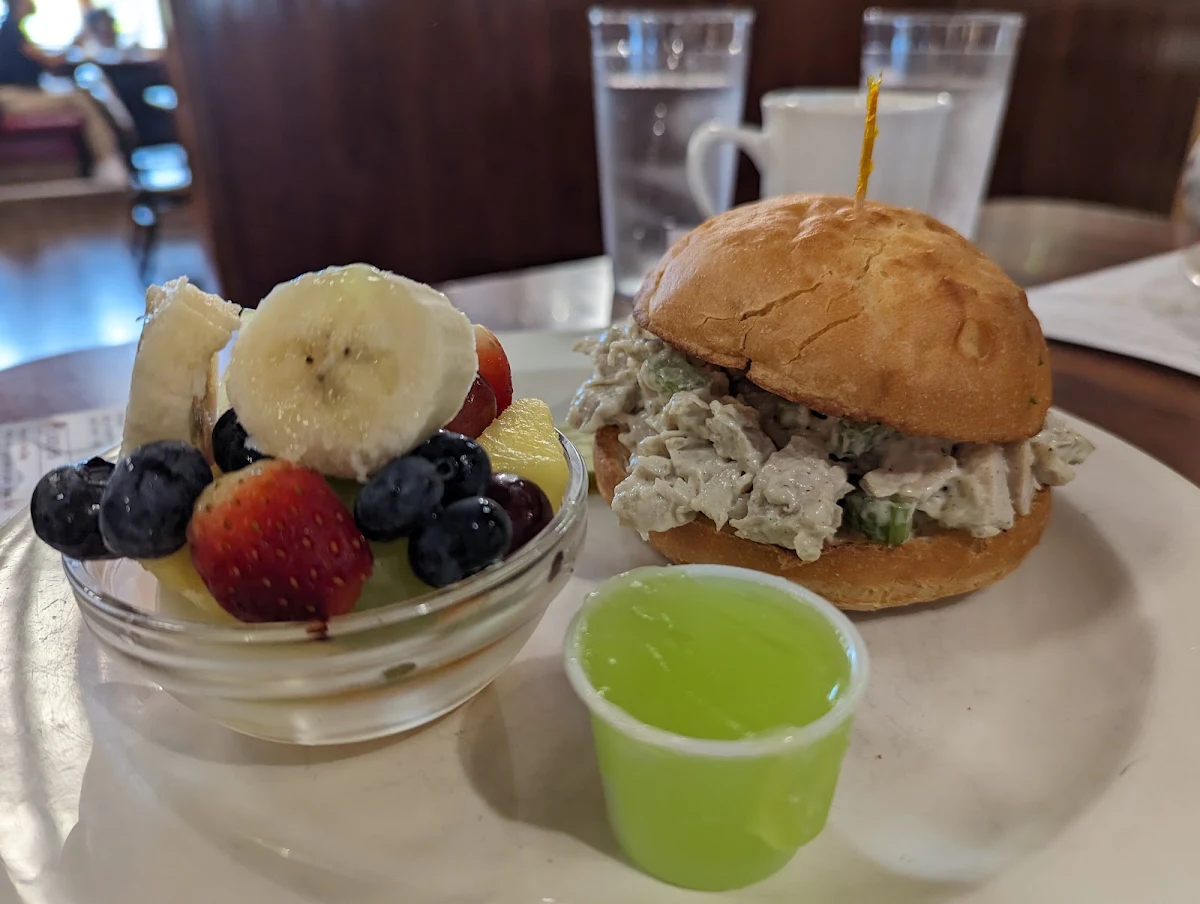 Turkey Sandwich on Gluten Free Bun Fruit Cup