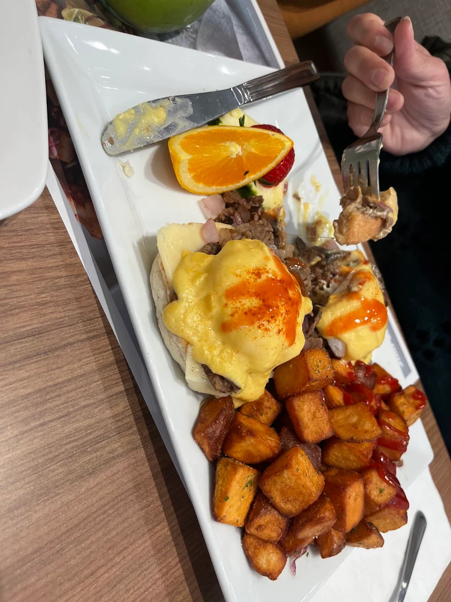 Small Breakfast Poutine Petite Poutine Déjeuner