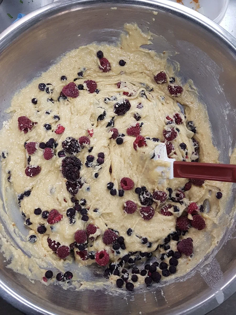 Mélange A Muffin Aux Petits Fruits Fait Sur Place Tout les Jours