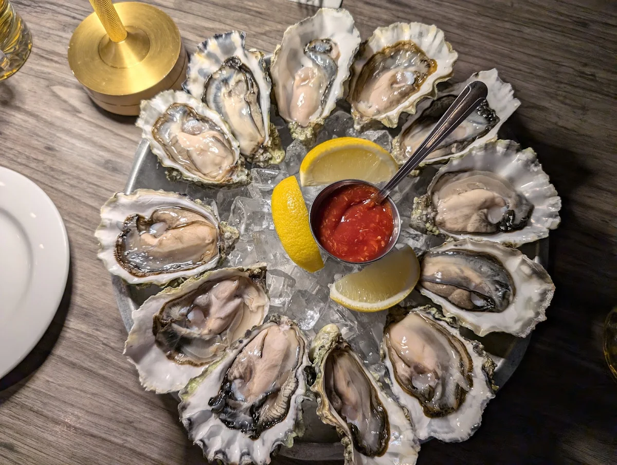 Fresh Oysters with Cocktail Sauce