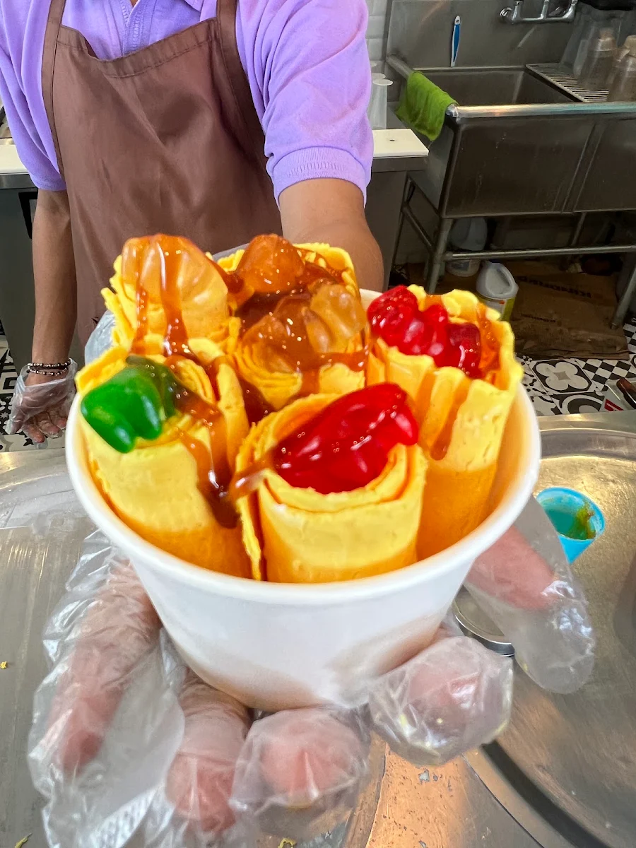 Mango Flavor with Gummy Bear