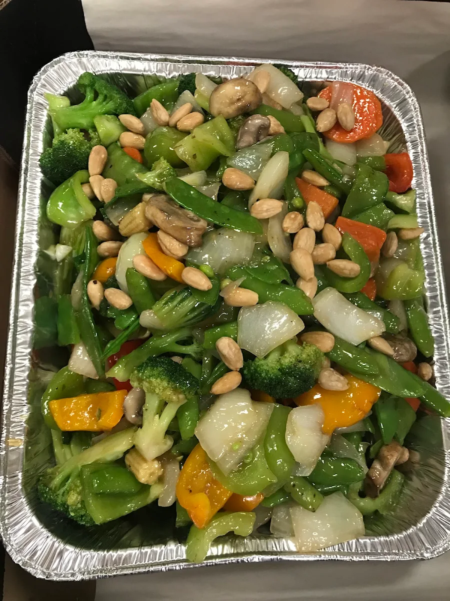 Plain Almonds and Mixed Vegetables