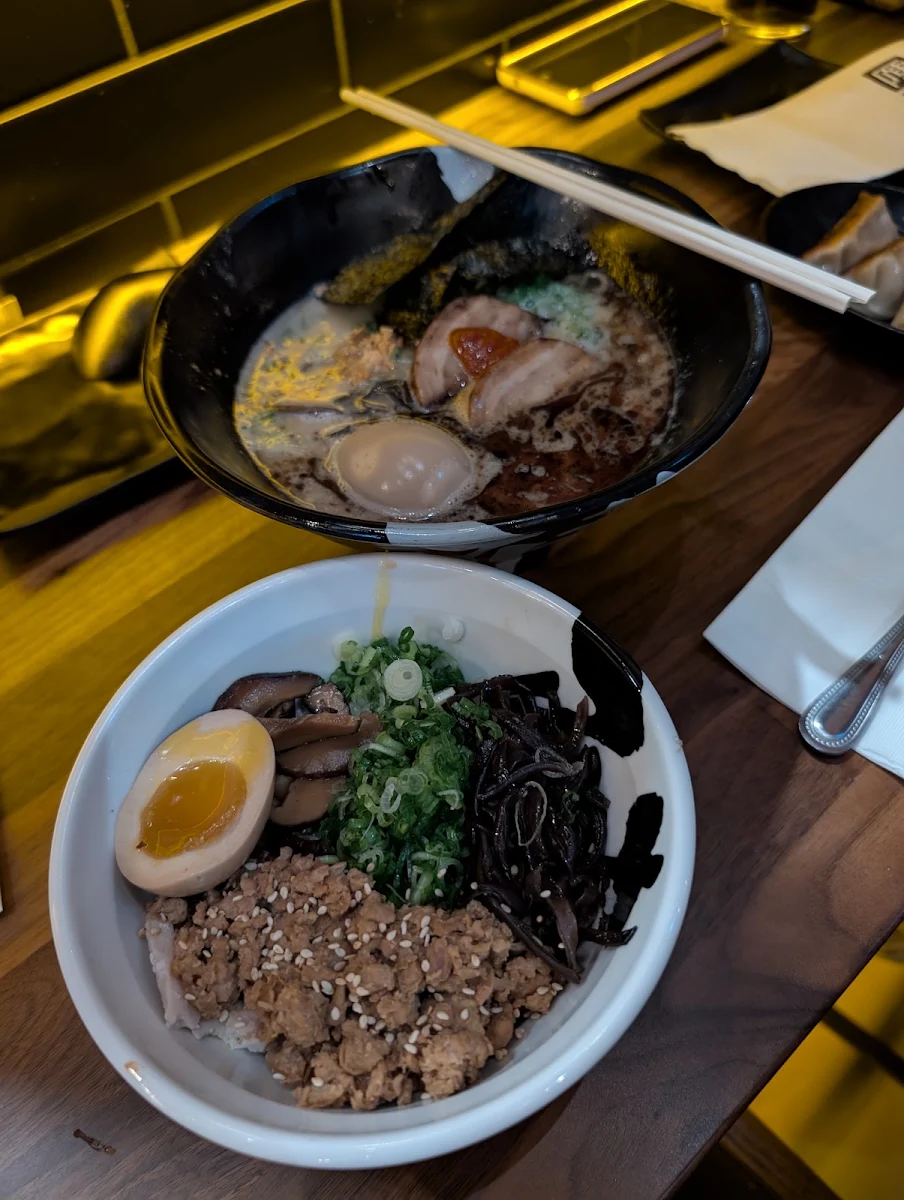 Creamy Tonkotsu Ramen