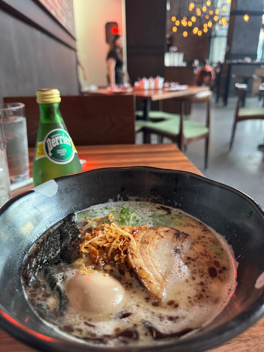 Jinya Tonkotsu Black