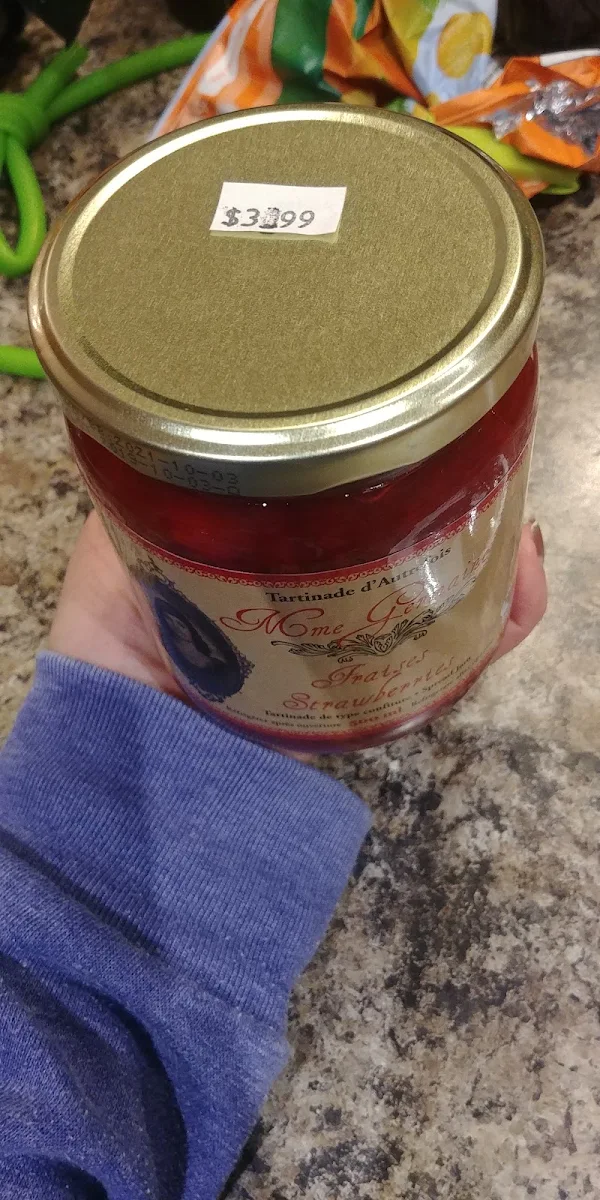Raspberry Jam, Chez Jean-Marc Bakery