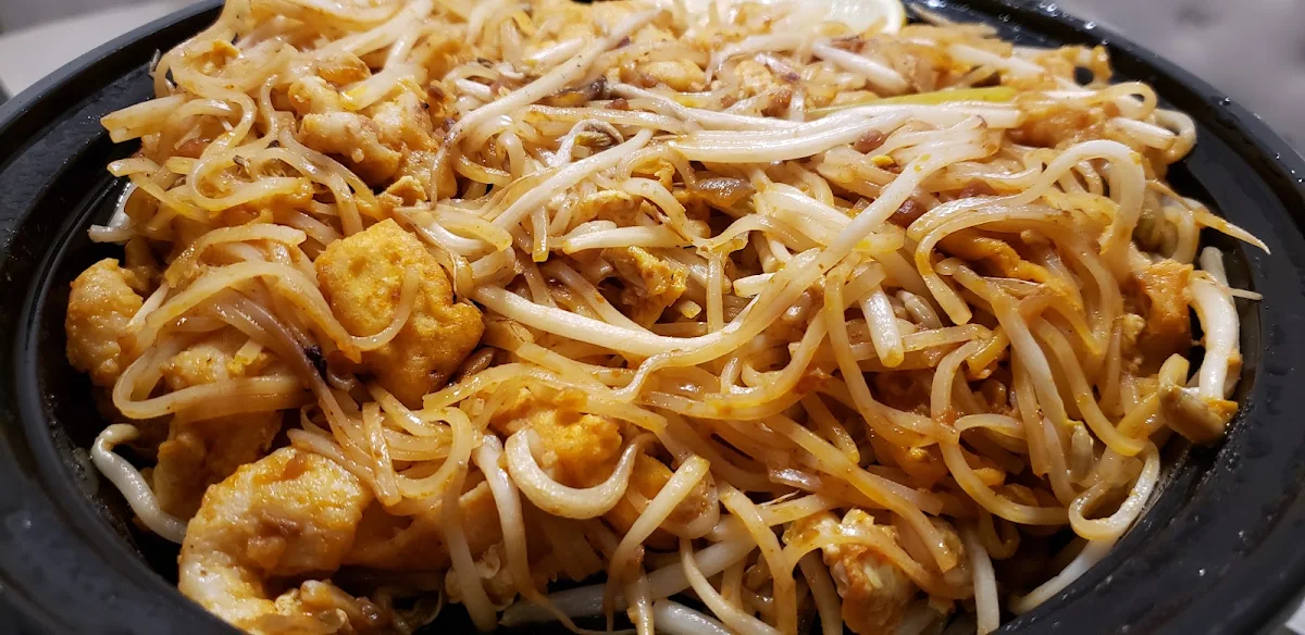 Chicken Pad Thai